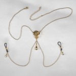 Rose Non-Piercing Nipple Necklace Breast Chain with Crystal Pendants in Gold
