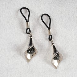Lily with Hematite Pistil Non-Piercing Nipple Jewelry in Silver