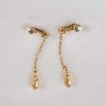 Crystal Adorned Gold Drop Pendant Non-Piercing Labia Jewelry