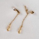 Crystal Adorned Gold Drop Pendant Non-Piercing Labia Jewelry